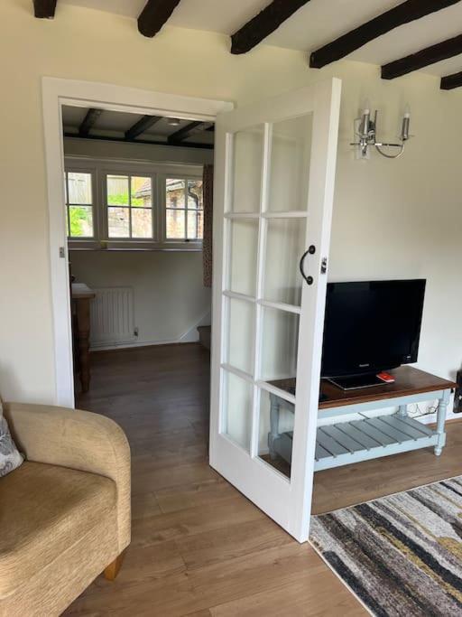 Wish End Cottage Ratton ภายนอก รูปภาพ
