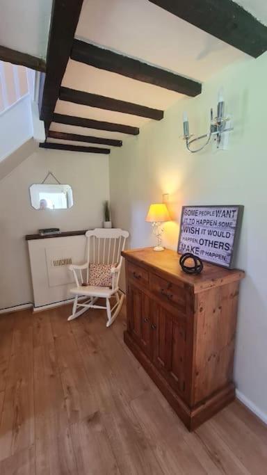 Wish End Cottage Ratton ภายนอก รูปภาพ