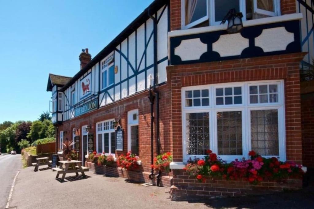 Wish End Cottage Ratton ภายนอก รูปภาพ