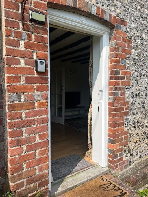 Wish End Cottage Ratton ภายนอก รูปภาพ