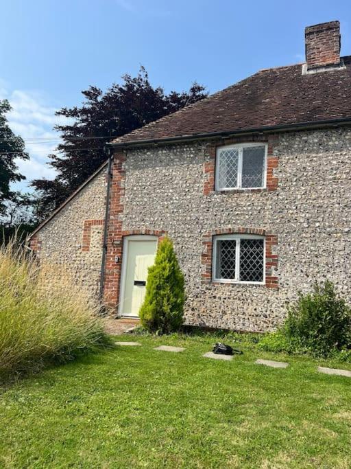 Wish End Cottage Ratton ภายนอก รูปภาพ